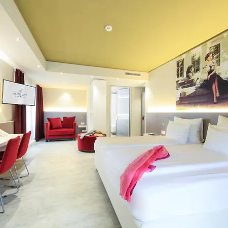 فندق Hotel City Locarno 3*
