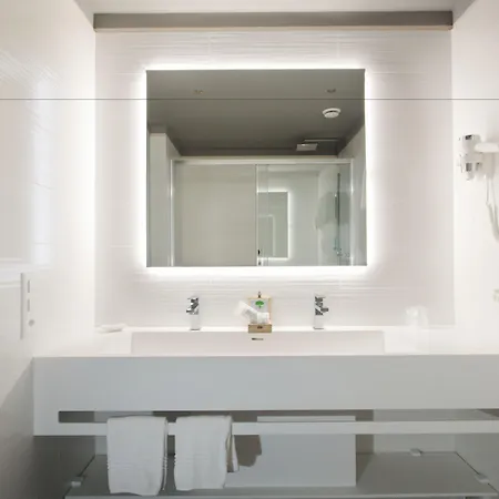 Hotel City Locarno Otel Locarno