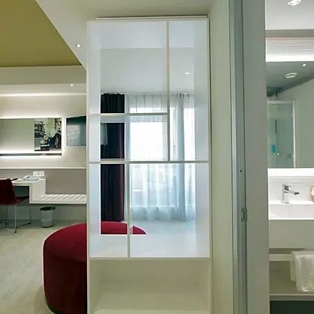 Hotel City Locarno Отель 3*