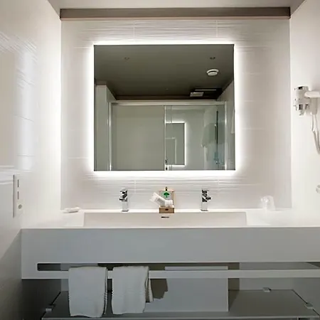 Hotel City Locarno Локарно