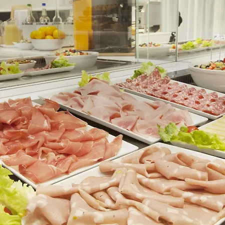 Hotel Hotel City Locarno 3*