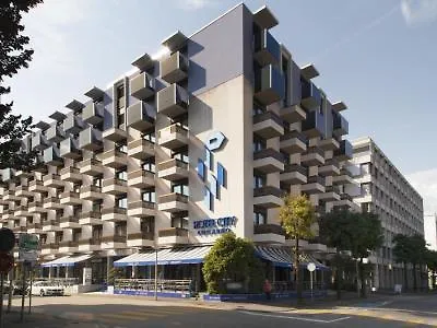 Hotel City Locarno 3* لوكارنو