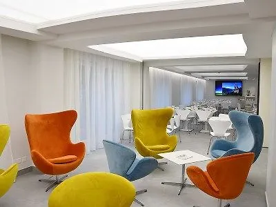 Hotel City Locarno فندق 3*