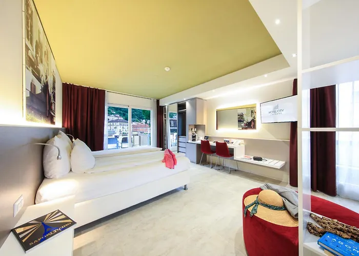 Hotel City Locarno ホテル ロカルノ