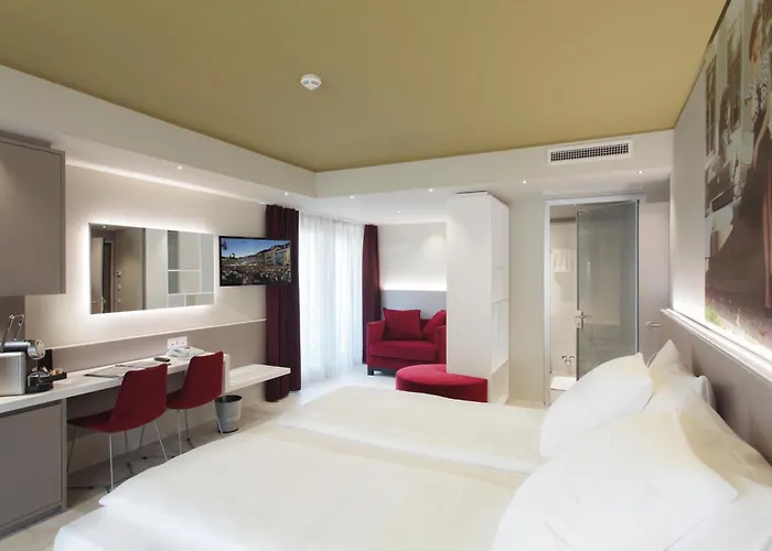 ホテル Hotel City Locarno