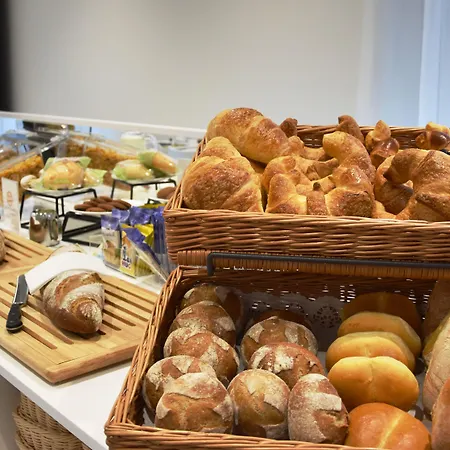 מלון Hotel City Locarno לוקרנו